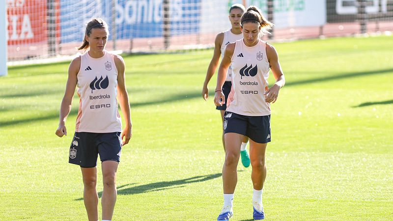 Irene Paredes no podrá jugar en el debut de España en la Eurocopa al arrastrar sanción
