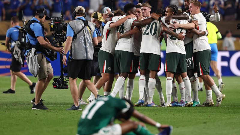El Chelsea aplaca al Palmeiras y jugará contra Fluminense en semifinales del Mundial de Clubes
