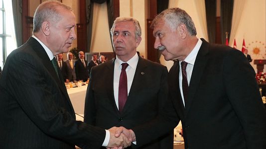 Detenidos en Turqua tres alcaldes de la oposicin a Erdogan