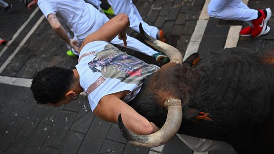 Un herido por asta en el segundo encierro San Fermn
