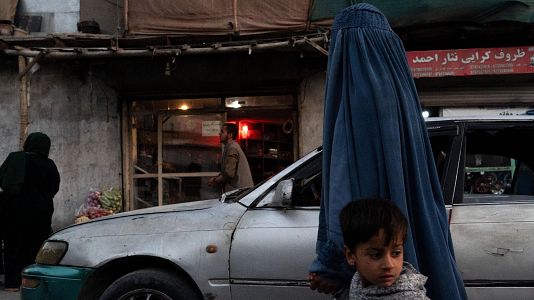 La CPI emite una orden de arresto contra dos lderes talibanes por persecucin de mujeres