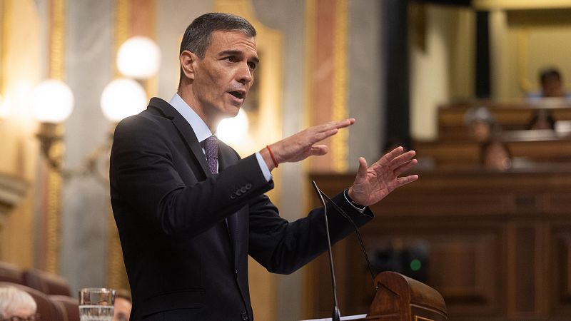 Sánchez defiende su rechazo al 5% del PIB en defensa y Feijóo le acusa de "mentir" y hacer un "ridículo internacional"