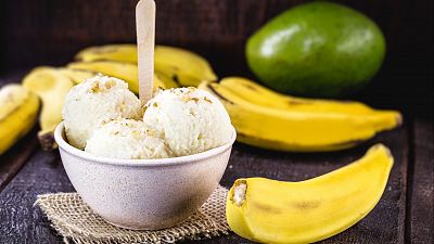 Helado de mango y plátano