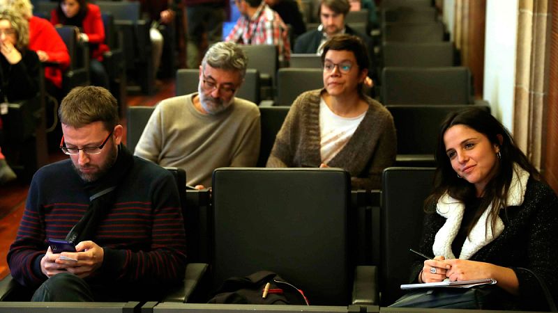 La CUP exige a JxCat y ERC "materializar la república" para un eventual acuerdo de investidura