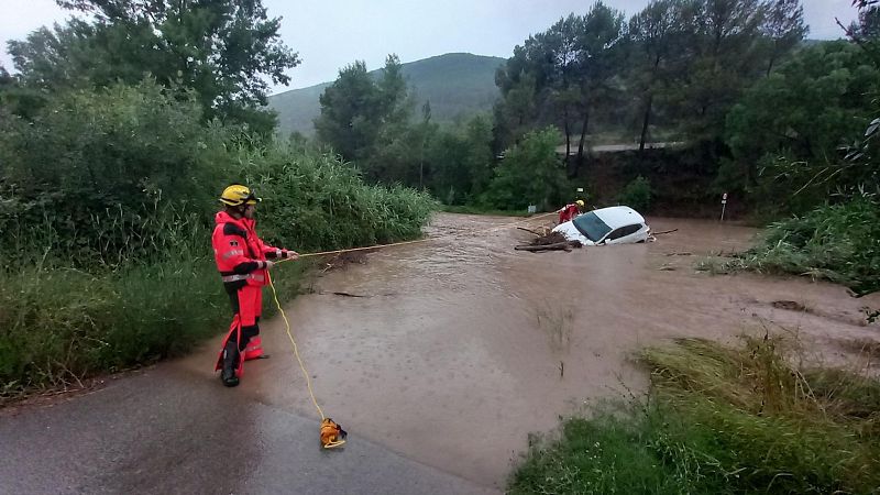 L'alerta màxima per pluges intenses i tempestes s'estén a Barcelona i Girona