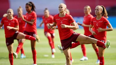 El resfriado de varias jugadoras de Suiza cancela el entrenamiento a tres d�as de medirse a Espa�a