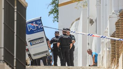 Mueren dos trabajadores tras caerse el techo de una obra en Alcal de Guadara, Sevilla