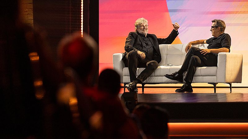 Raúl Cimas, piloto por la autoescuela de los famosos de Cuenca sección aérea: la historia del mote de Rozalén