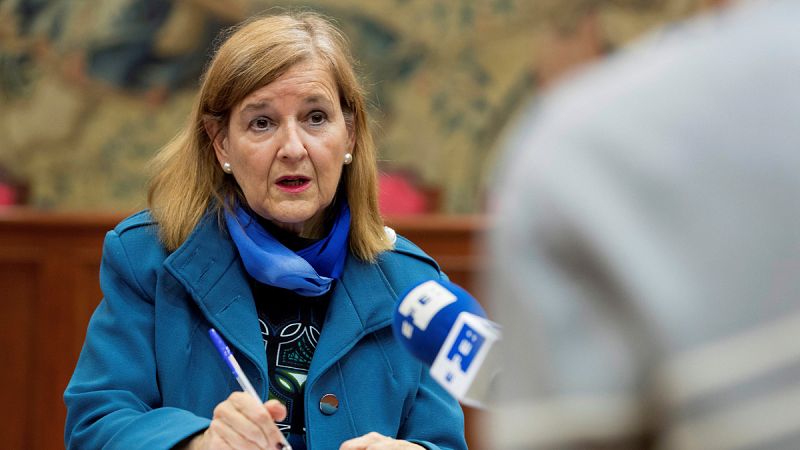 Colectivos LGTB censuran a Elósegui como juez en Estrasburgo por sus postulados homófobos