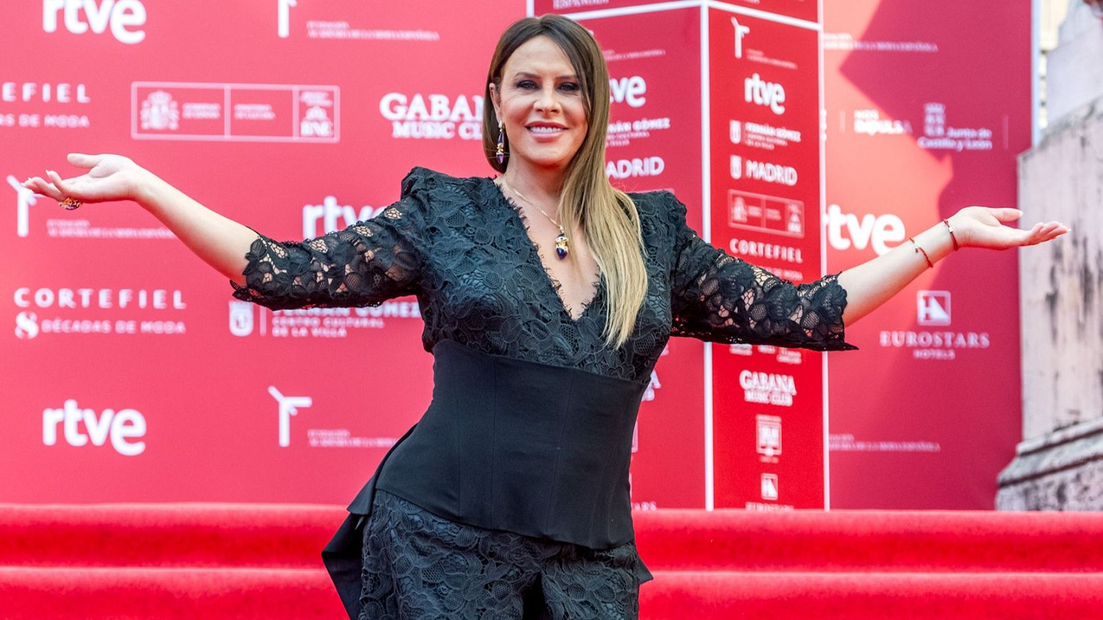 La II edición de los Premios Academia de la Moda Española | Ver