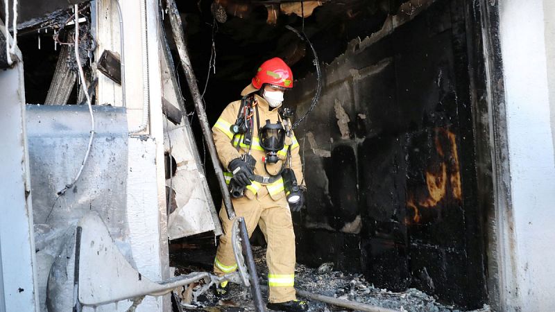 Al menos 37 muertos y 131 heridos en un incendio en un hospital en Corea del Sur
