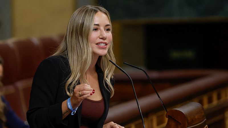 La diputada del PP Noelia Núñez reconoce que no tiene el doble grado en Derecho que aparece en su perfil del Congreso