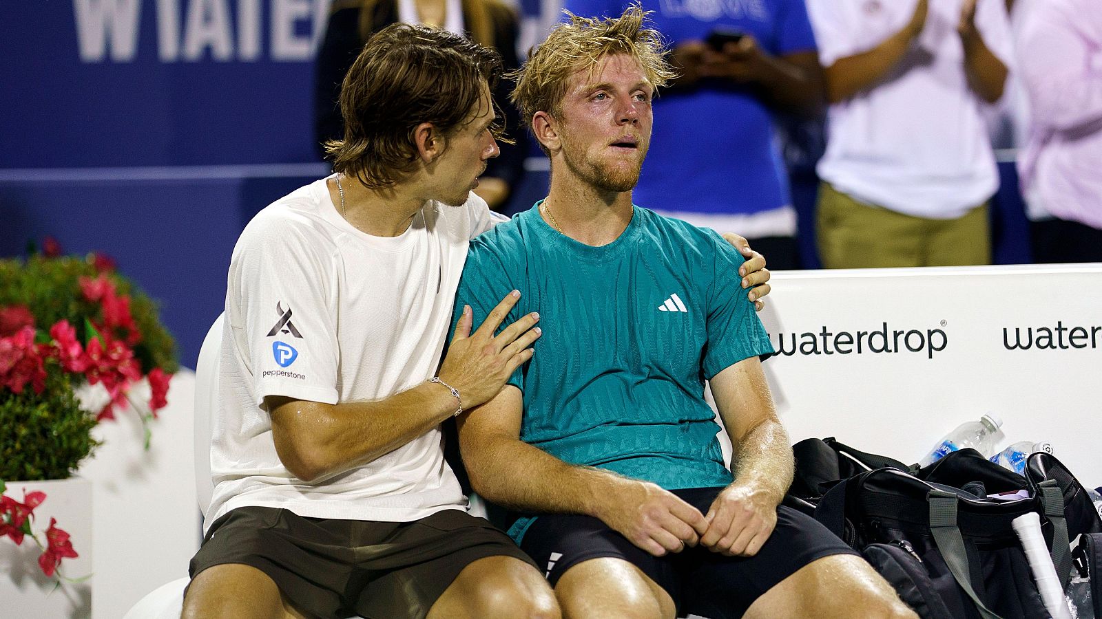 Davidovich desperdicia tres bolas de partido y perdona su primer título en Washington - Tenis | Ver