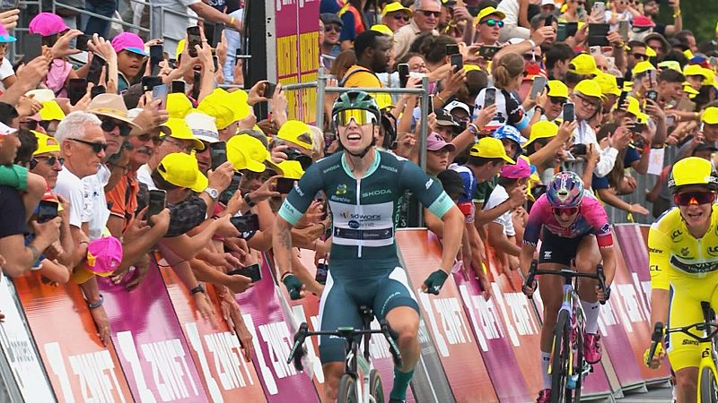 Lorena Wiebes repite victoria al sprint en una insulsa etapa del Tour 2025 con final en Poitiers