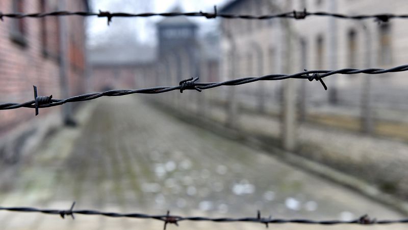 "Mi madre y su gemela 'jugaron al escondite' con Mengele en Auschwitz. Y ganaron"