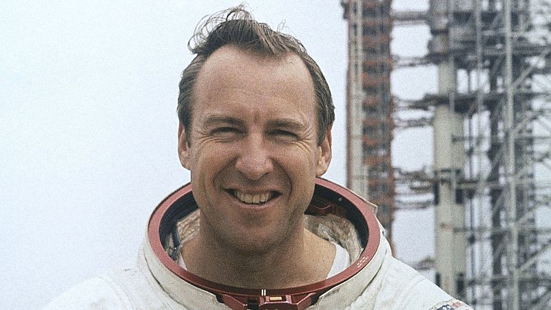 El astronauta estadounidense Jim Lovell, comandante de la misin Apolo 13, muere a los 97 aos