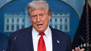 Donald Trump afirma que le dir a Vladmir Putin durante su reunin en Alaska que "debe terminar la guerra"