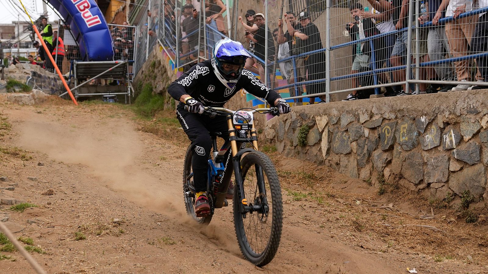 Inhabilitan al ciclista español Edgar Carballo por acoso sexual - Los Deportes de La1 | Ver