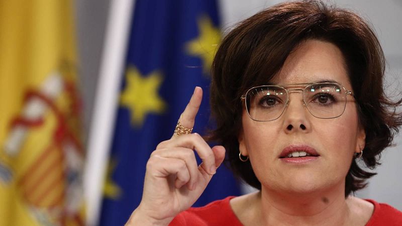 Sáenz de Santamaría asegura que "en absoluto" se siente cuestionada por la gestión del conflicto catalán