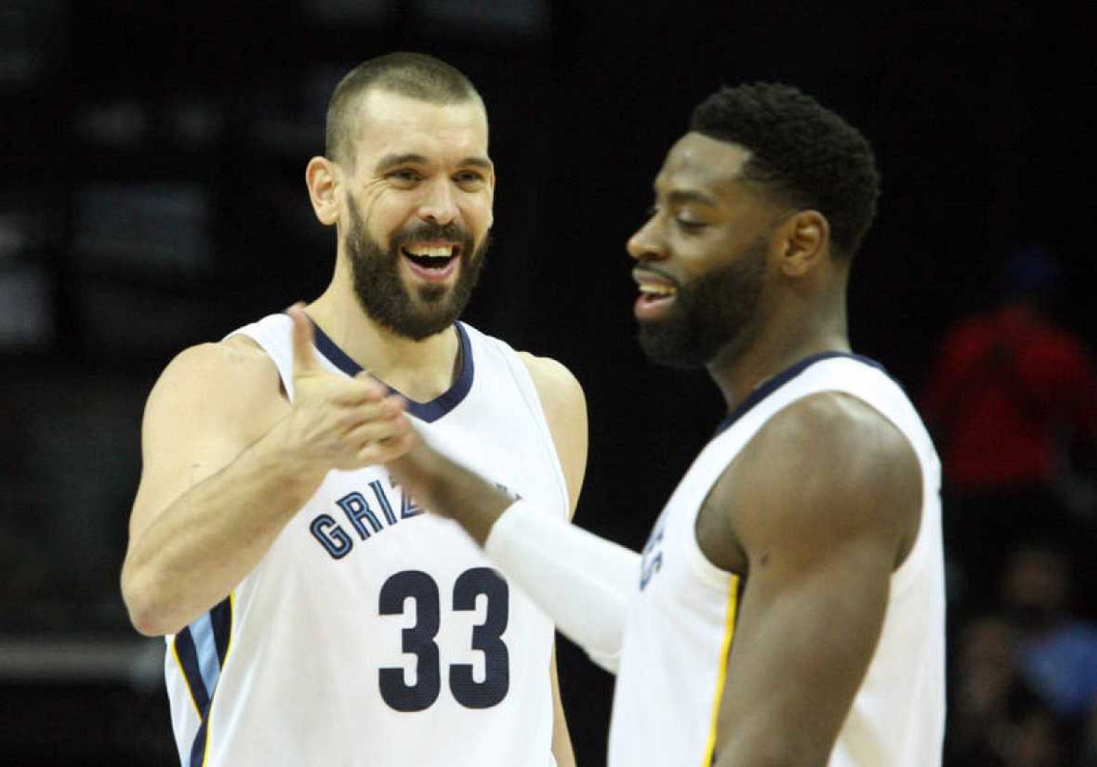 Marc Gasol celebra su 33 cumpleaños con un doble-doble y victoria - Informativo 24h | Ver