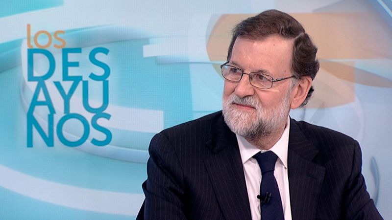 Rajoy pide no prolongar la "inestabilidad" en Cataluña y avisa a Torrent de su "responsabilidad" por desobedecer al TC
