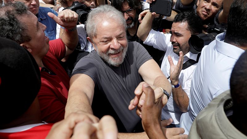 La Justicia brasileña rechaza el recurso de la defensa de Lula para evitar que entre en prisión