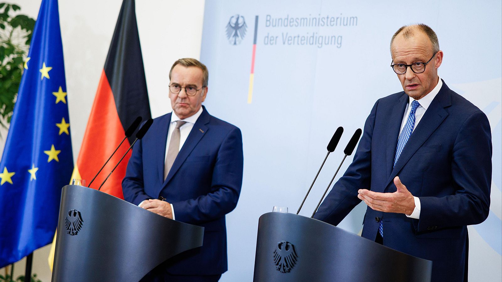 Alemania gira hacia el rearme militar | Ver