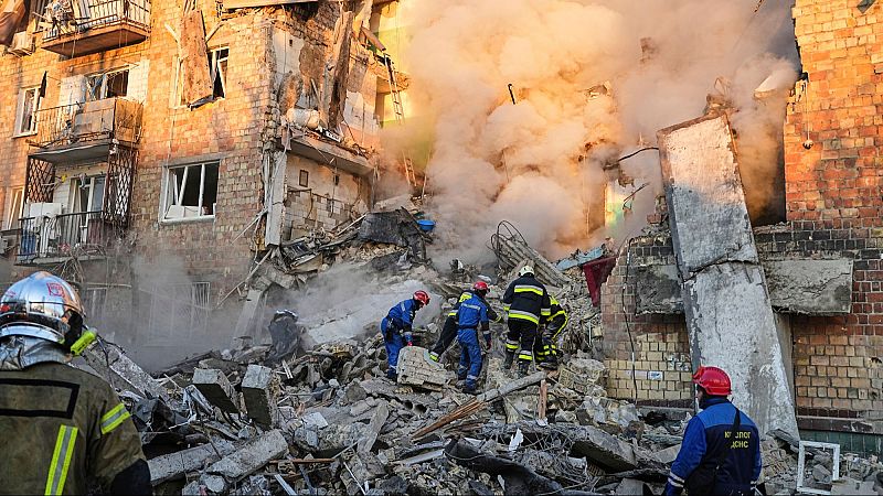 Guerra Ucrania - Rusia en directo | La UE estudia sanciones a Rusia tras el ataque en Kiev, que deja ya 23 muertos