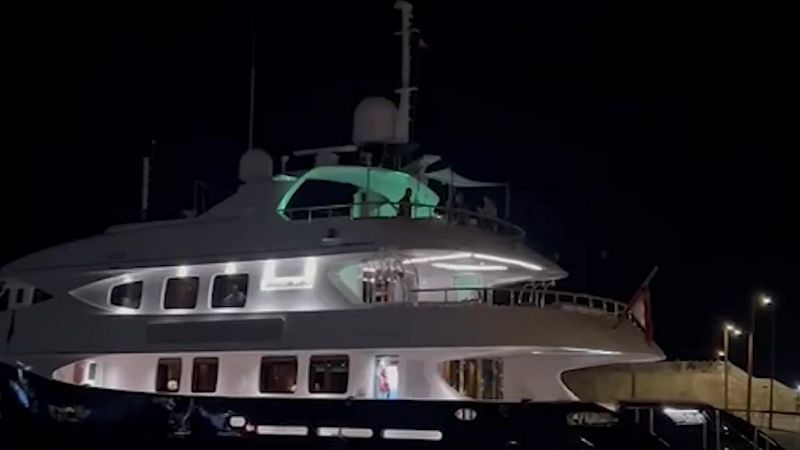 Diversión en el mar, insomnio en tierra: la polémica de las fiestas en yate en Ibiza que molesta a los vecinos