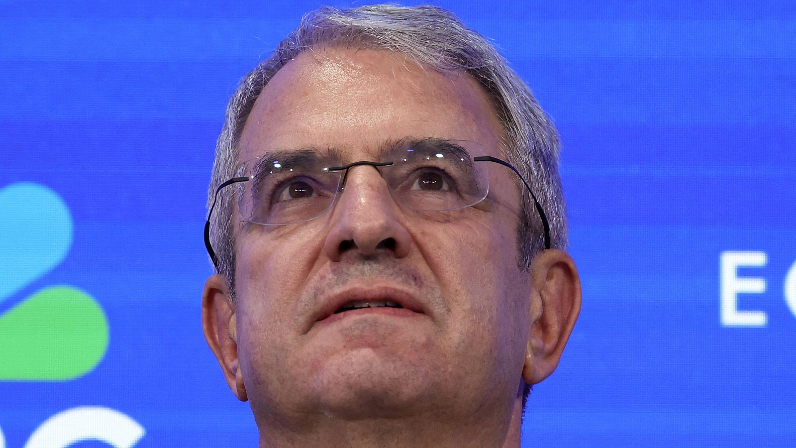 Nestlé cesa a su CEO por tener una relación con una subordinada | Ver