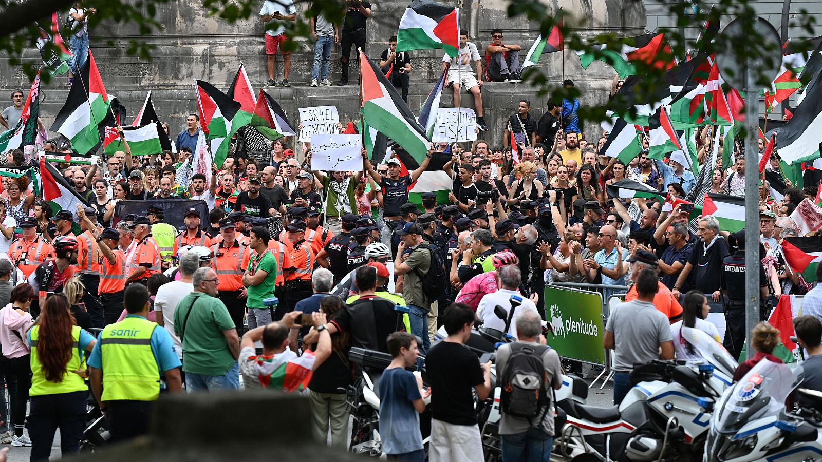Tensión en Bilbao por las protestas contra Israel en La Vuelta - Ciclismo | Ver