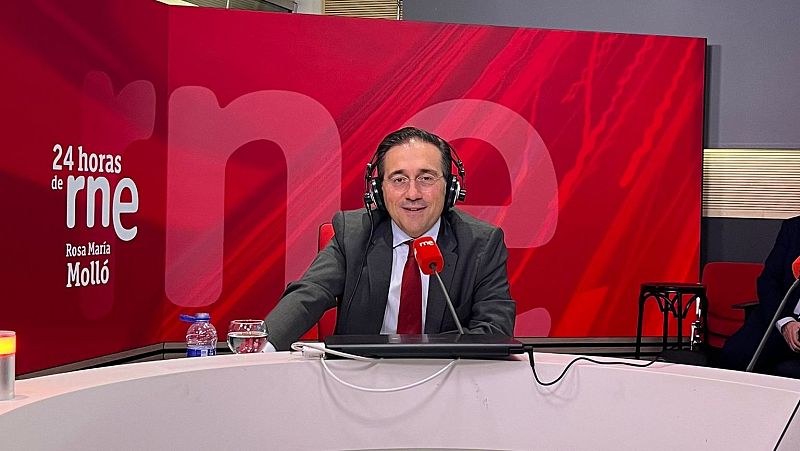 Albares se muestra a favor de expulsar al equipo Israel de la Vuelta hasta que el país "respete los derechos humanos"