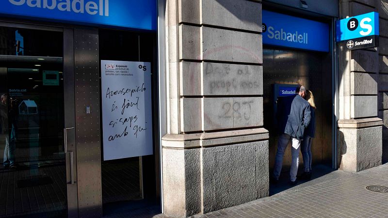 Banco Sabadell ganó un 12,8% más en 2017 a pesar del impacto de la crisis de Cataluña