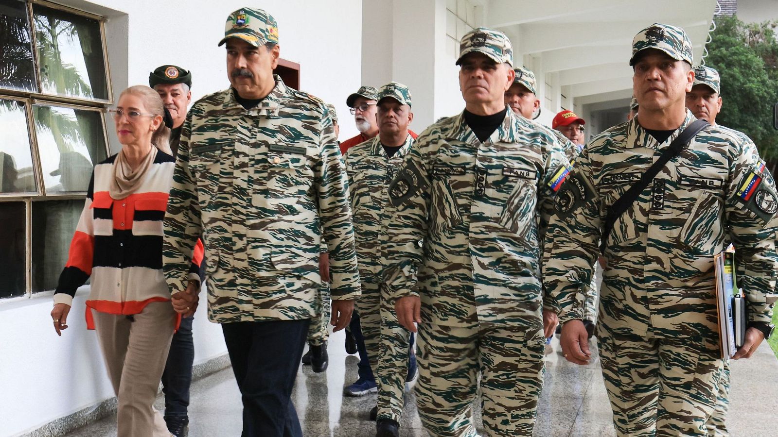 Continúa la tensión entre Trump y Maduro con nuevas amenazas - Telediario Matinal | Ver