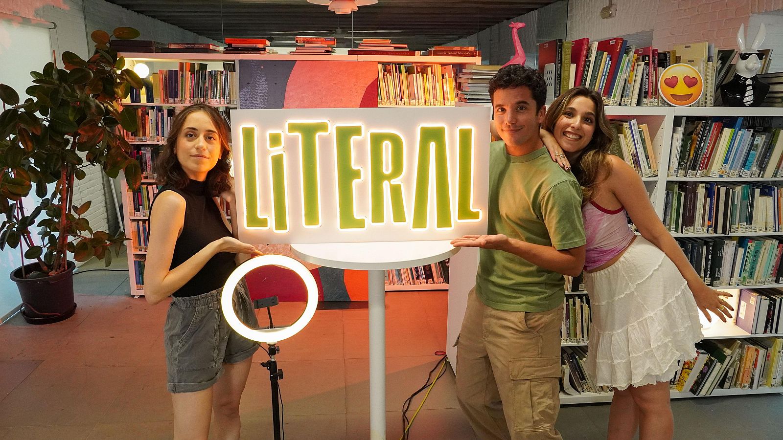 Vuelve 'Literal' con dos temazos: vivienda e influencers - Literal | Ver tráiler