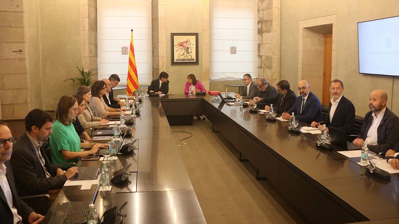 El Govern acorda amb Renfe i Adif millores en la coordinació d'obres i la informació