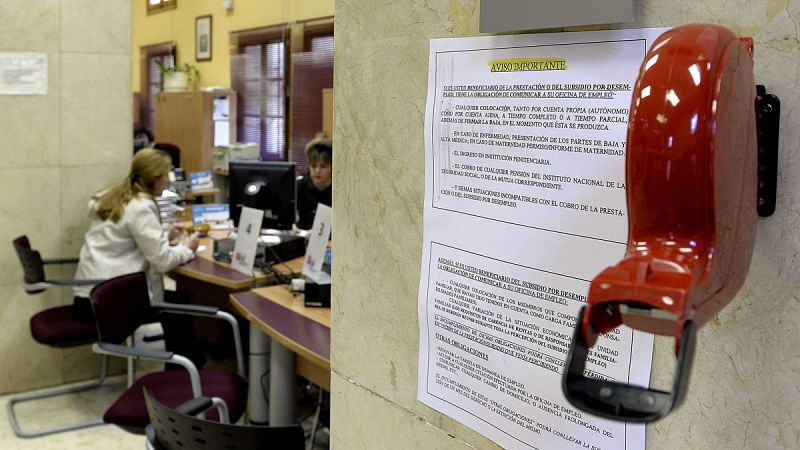 El gasto en prestaciones por desempleo se redujo un 3,1% interanual al cierre de 2017