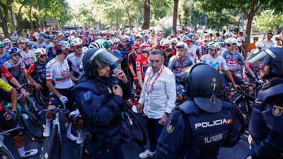 Las protestas a favor de Palestina en La Vuelta 2025 provocan la suspensi�n de la �ltima etapa en Madrid