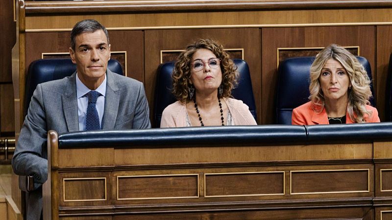 El Gobierno se ha llevado una de cal y otra de arena en el comienzo de la temporada política