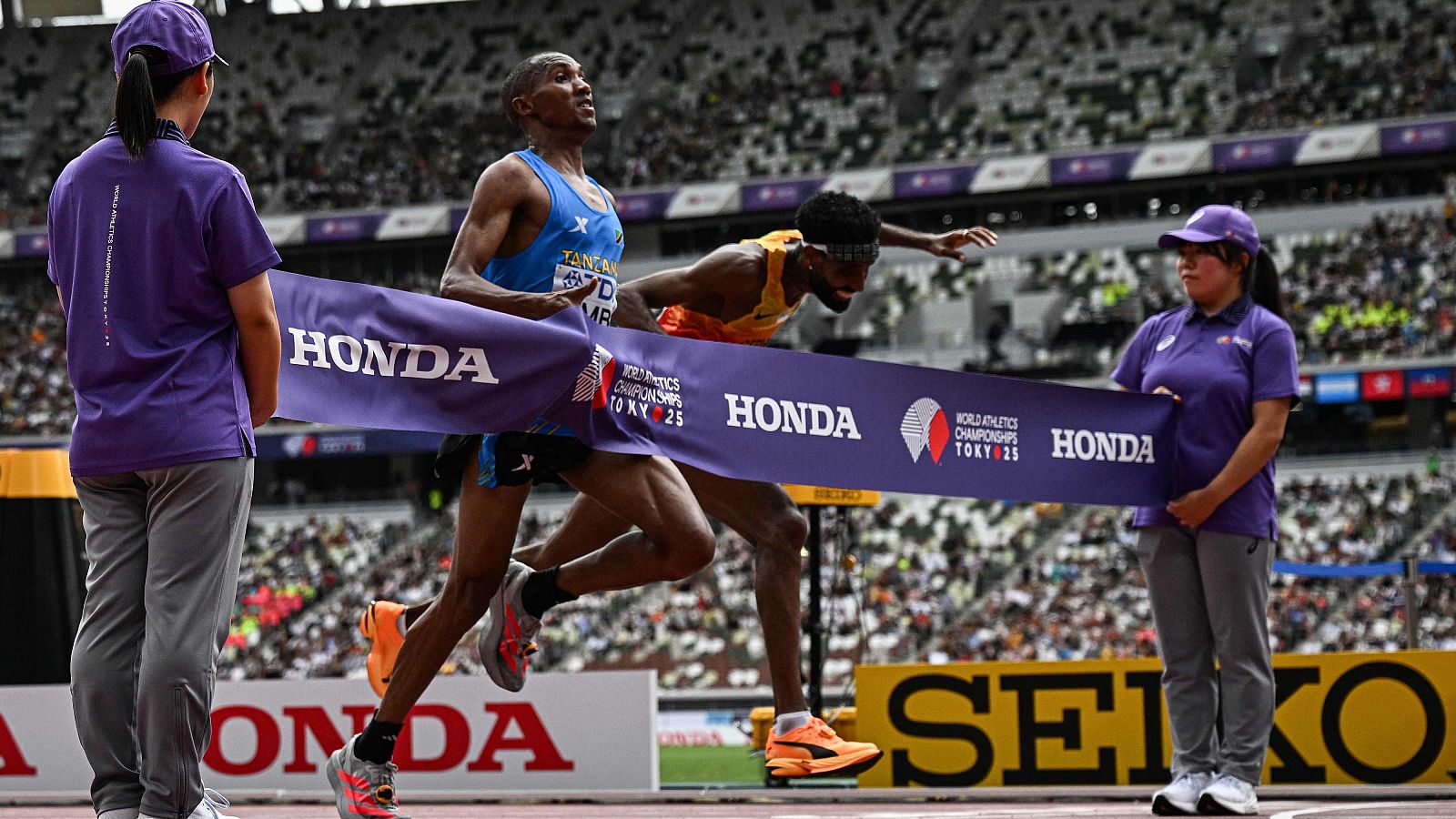 Simbu y Petros protaginizan un final de infarto en el maratón - Atletismo | Ver