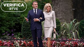 Brigitte Macron probar con fotos que no es una mujer trans