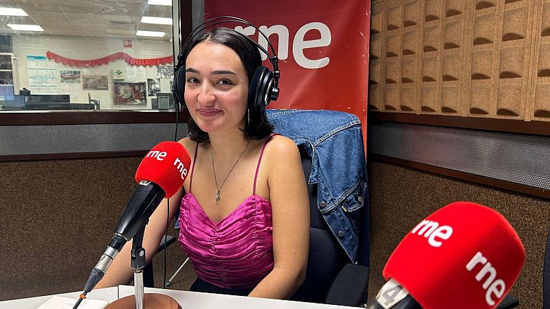 Elisa Fernández Guzmán, Premio Nacional de Poesía Joven Miguel Hernández 2025