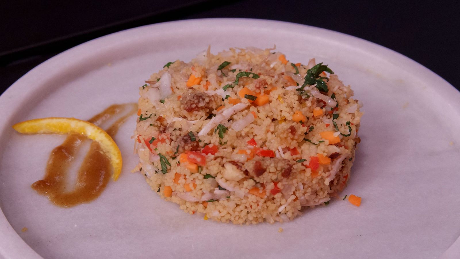 Receta de cuscs con pollo y cordero de Juanjo Bona en MasterChef Celebrity 10