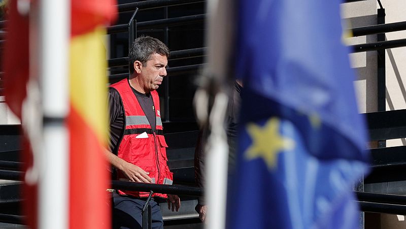 ¿Dónde estuvo Mazón la tarde de la dana? Sus cambios de versión en un año