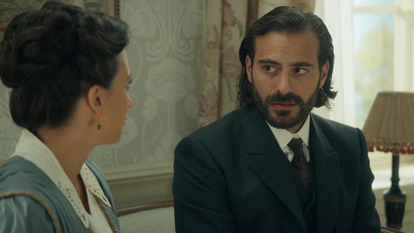 La Promesa: Adriano se queda en palacio - La promesa | Ver