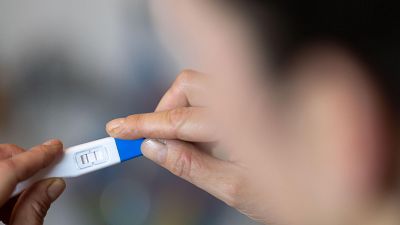 El Gobierno propone incluir el derecho al aborto en la Constitucin para "consagrar la libertad de las mujeres"