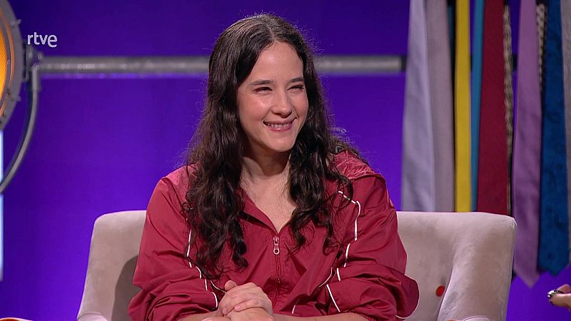 'Existencia Kamikaze', el nuevo disco de la fenmeno mexicana Ximena Sariana