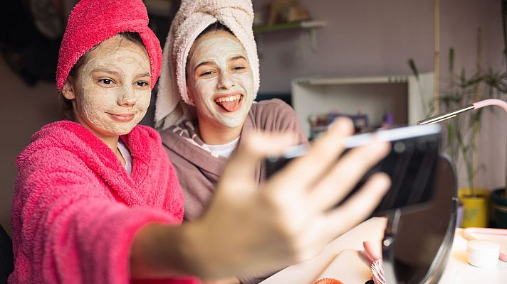 Qu son las "Sephora kids"? Analizamos el fenmeno en 'Influ-realismo Mgico'
