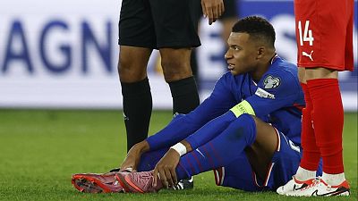Mbapp, lesionado con Francia