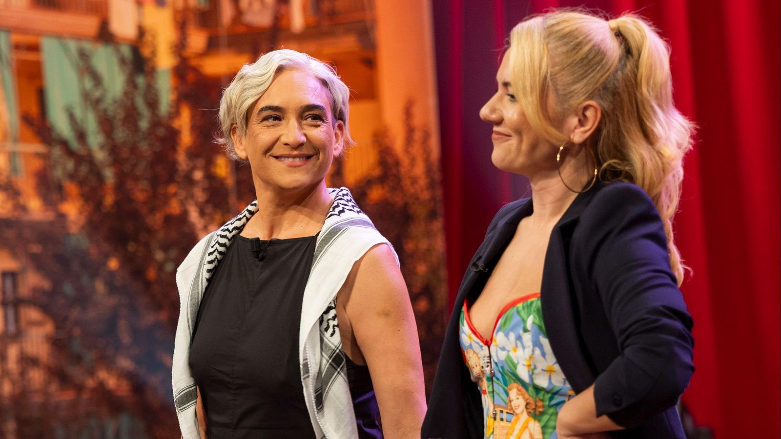 Ada Colau y Laura Escanes, nuevas invitadas de 'Al cielo con ella' - Al cielo con ella | Ver tráiler